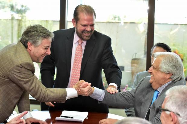 t_148650_o-palmeirense-paulo-nobre-e-o-santista-modesto-roma-junior-chegam-a-final-apos-reformulacoes