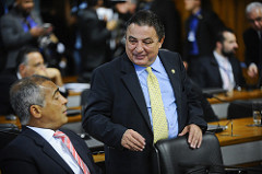 26817737675_48f693260f_m