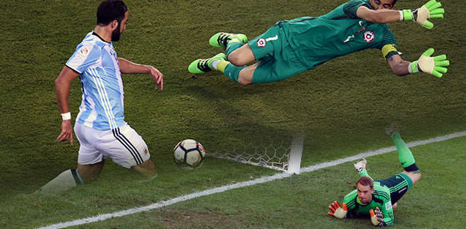 Higuain_OLEIMA20160626_0272_33