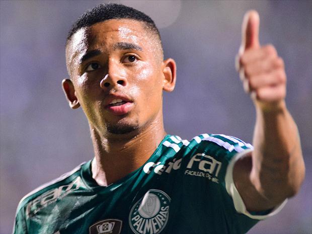 Gabriel-Jesus-Palmeiras-sinal-positivo_715-Maurício-Rummens-Fotoarena