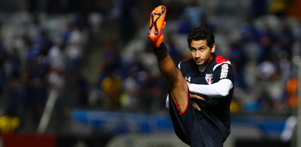 paulo-henrique-ganso-durante-o-aquecimento-no-gramado-do-mineirao-antes-de-cruzeiro-e-sao-paulo-1431555931556_615x300