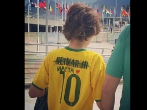 201608081933_941cebd283