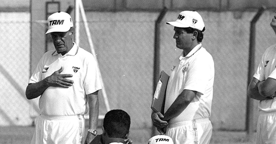 tele-santana-comanda-treino-observado-por-muricy-ramalho-em-1995-1393371946821_956x500
