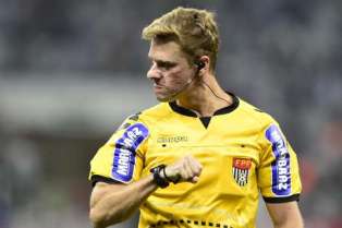 thiagoduartepeixotoarbitrocorinthianspalmeiraspaulista22022017fernandodantasgazetapress