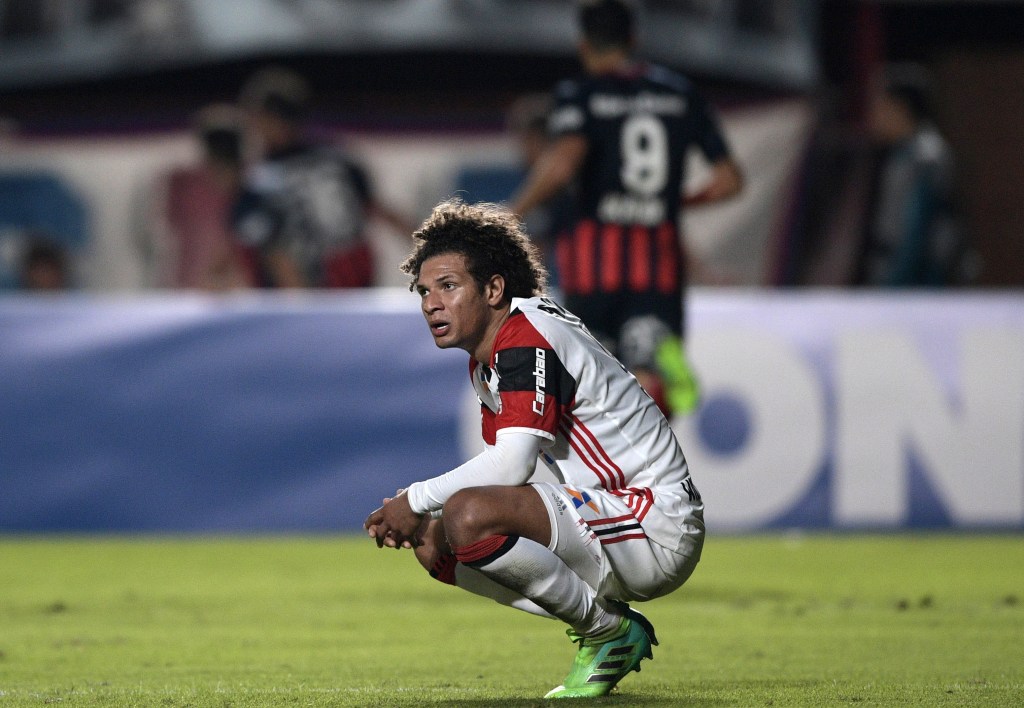 Flamengo erra ao insistir em Zé Ricardo e cai fora, com vexame, da&nbsp;Libertadores