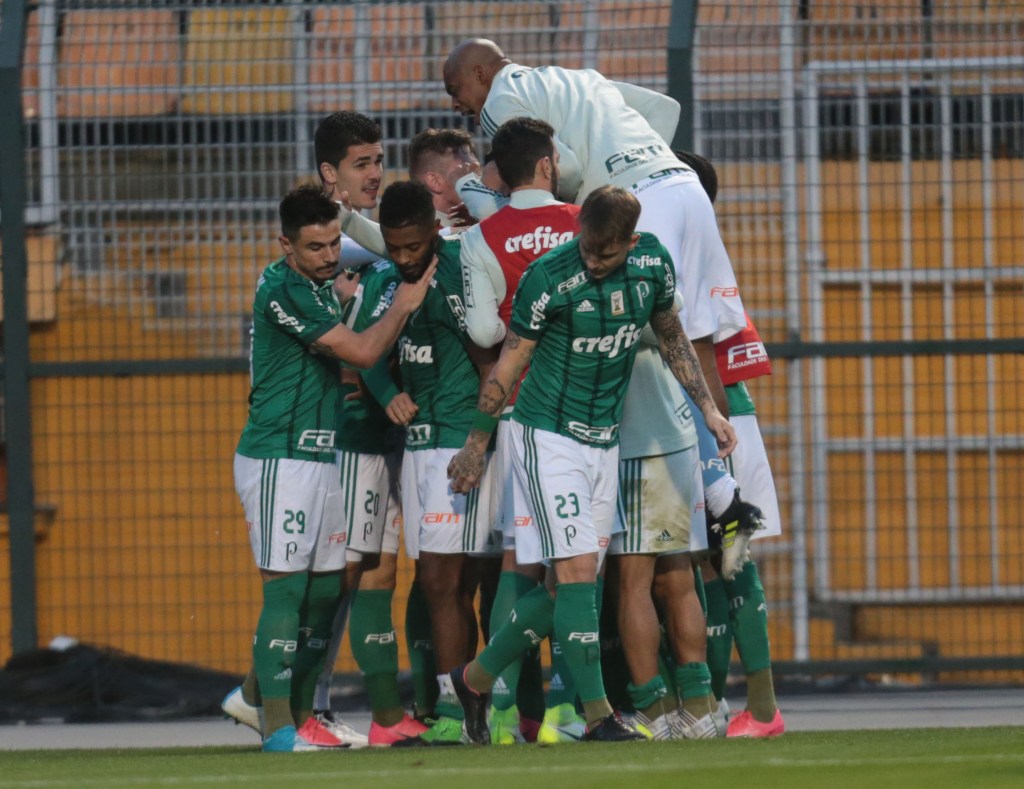 Palmeiras investe bem e prepara salto&nbsp;maior