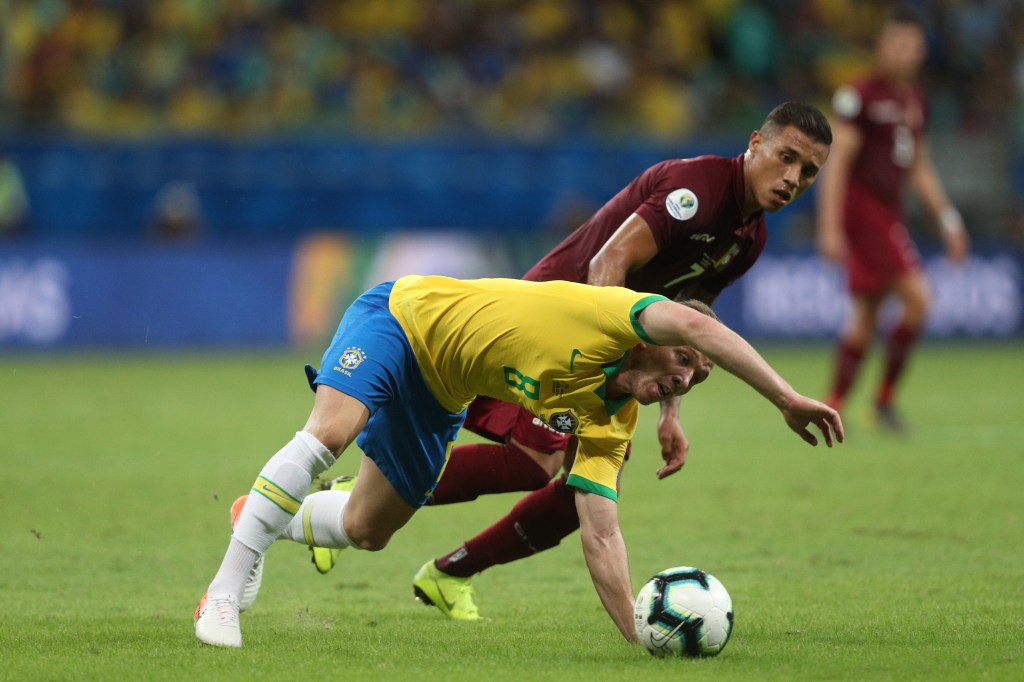 Copa América: Brasil continua refém das teorias de Tite e paga pecados no empate com&nbsp;Venezuela