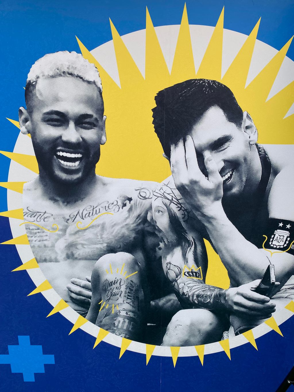 Neymar destroçado, Messi nas&nbsp;nuvens