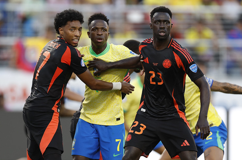 Vini Jr sem ação contra Colômbia