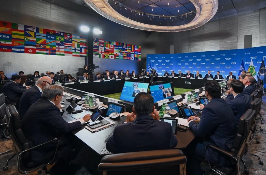 Futebol europeu se rebela contra calendário da Fifa