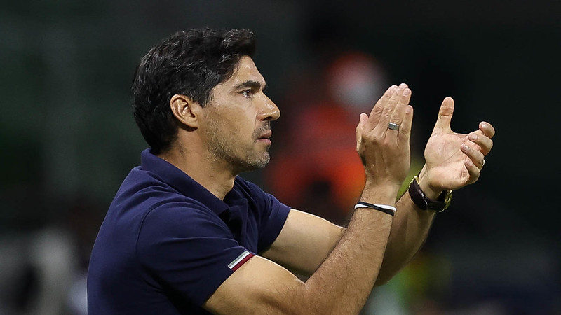 Palmeiras | Abel Se Inspira no Barcelona Arrasador de Flick, Faltam os&nbsp;Gols