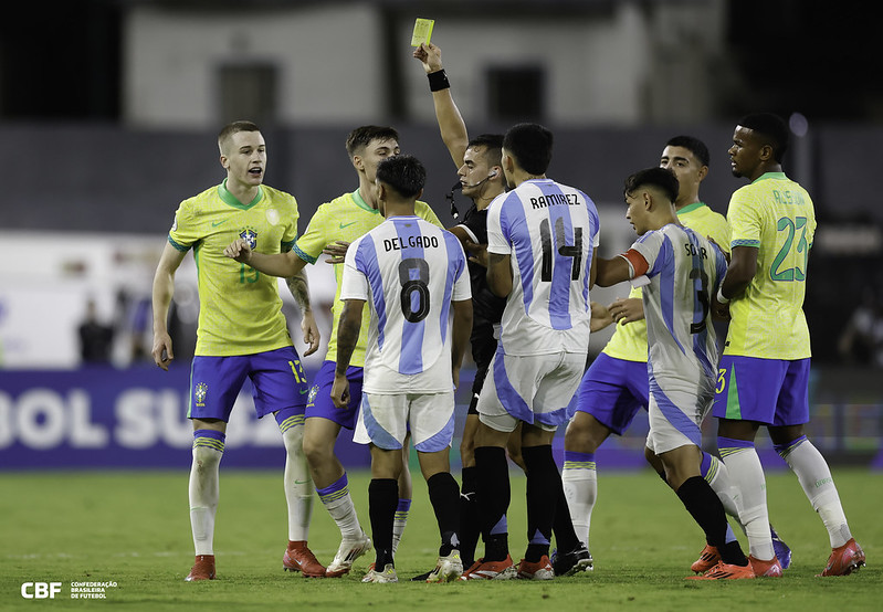 Seleção Brasileira Sub-20, força física e pouco futebol