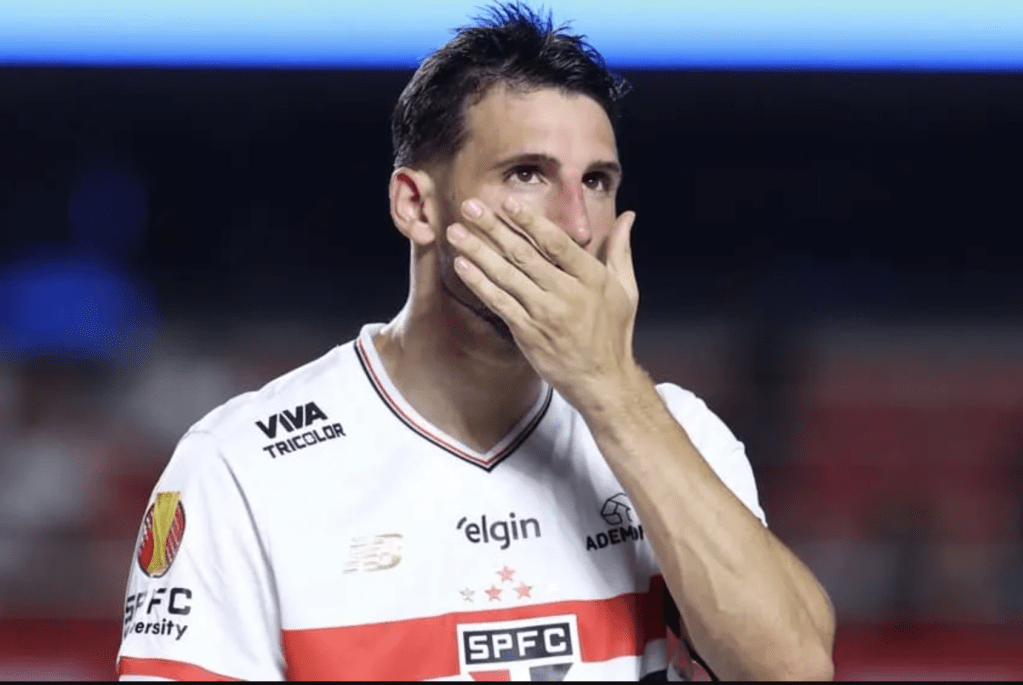 São Paulo, Um Time&nbsp;Invertebrado