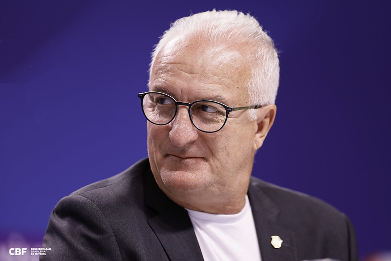 Dorival Junior espera Neymar salvar a pátria