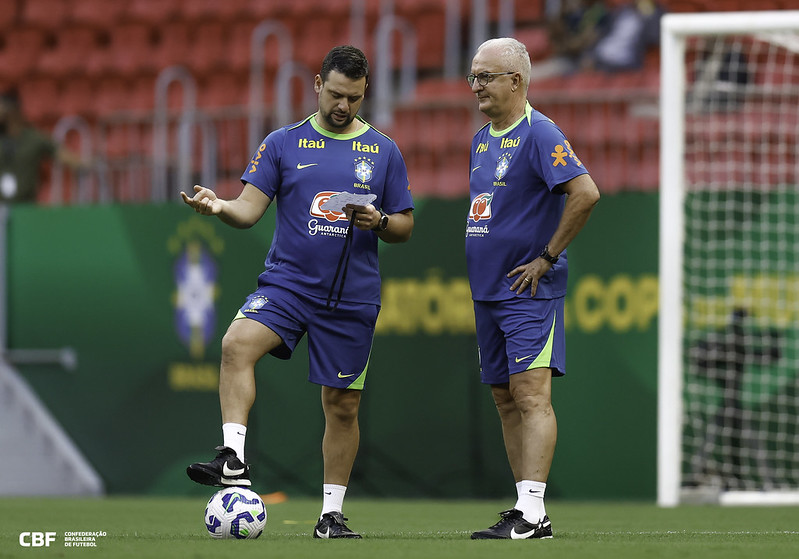 Seleção Brasileira | Vamos ao Divã Acompanhar os Últimos Dias de Dorival no Comando do&nbsp;Escrete