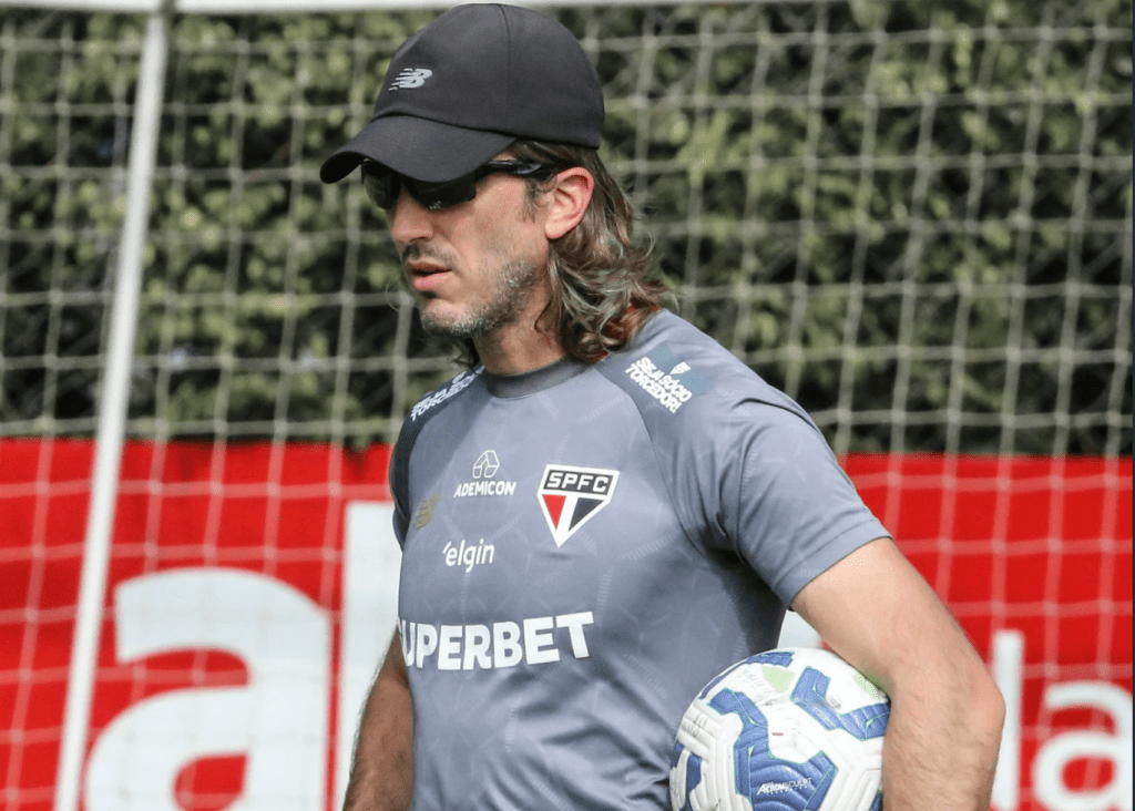 São Paulo Em Crise Aceita Demissão de Zubeldía e Corre Atrás de&nbsp;Crespo