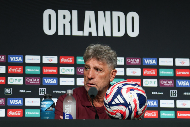 Renato Gaúcho | Coletiva: “Se Ninguém Valoriza Técnico Brasileiro, Eu&nbsp;Valorizo”