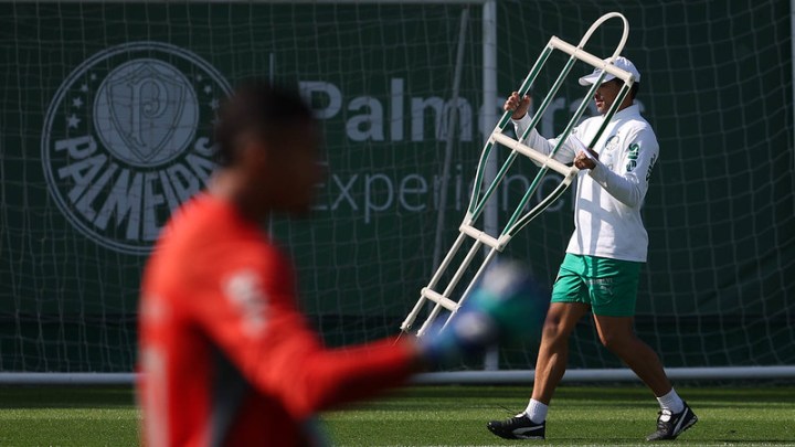 Abel Ferreira inicia a quarta remontada do Palmeiras na temporada 2025