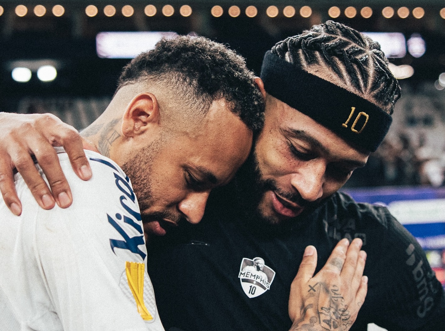 Memphis e Neymar, ídolos em chama