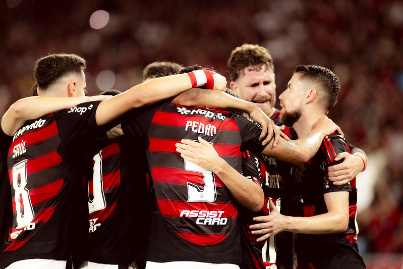 Flamengo 8 x 0 Vitória