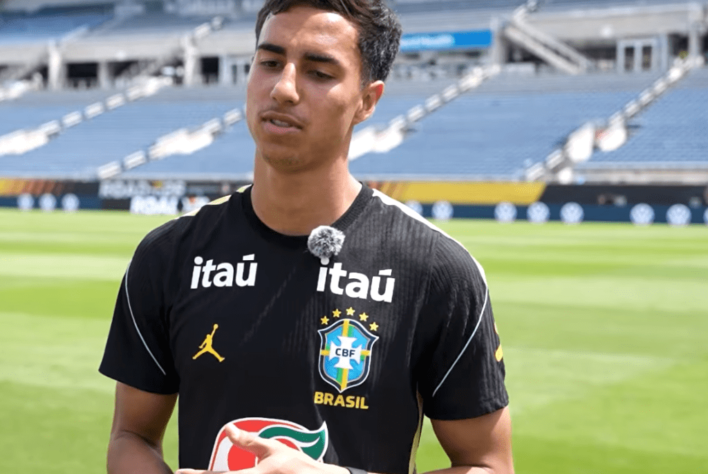 Vídeo | Entrevistas Seleção Brasileira: Vitor&nbsp;Reis